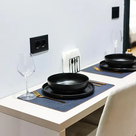 Matisse No20 - One Bedroom With Parking *